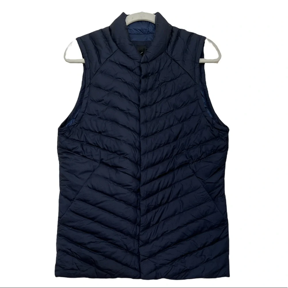 Lululemon Snap Down Vest - Picture 2 of 8